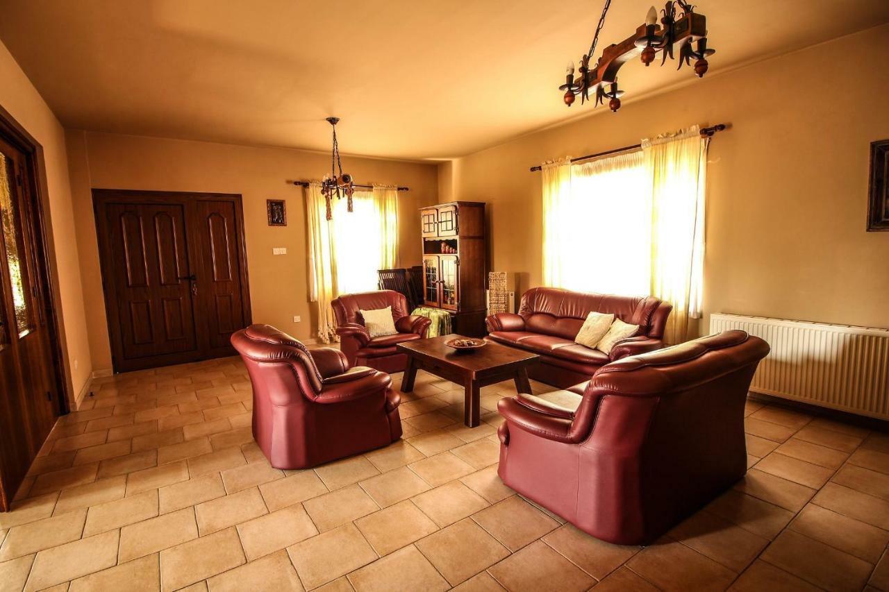 Rustic House Villa Xylophaghou Luaran gambar